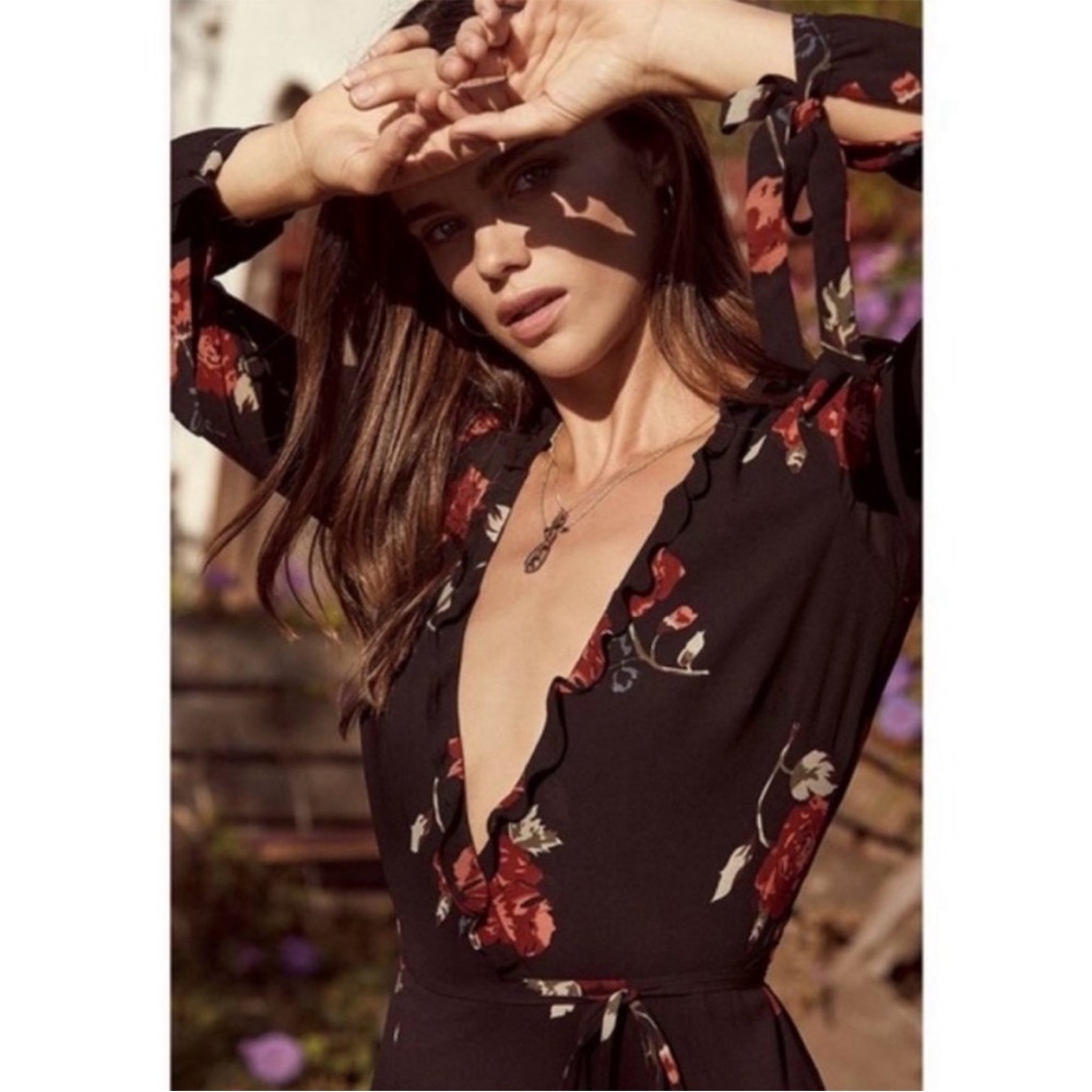 Reformation Delta Flower Wrap Dress - Picture 4 of 11